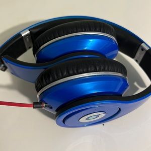 Studio beats by dre